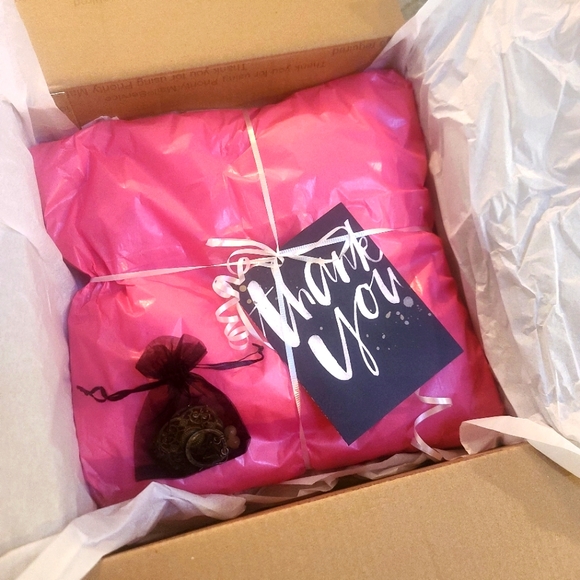 What to expect when you shop my closet! - Picture 10 of 12